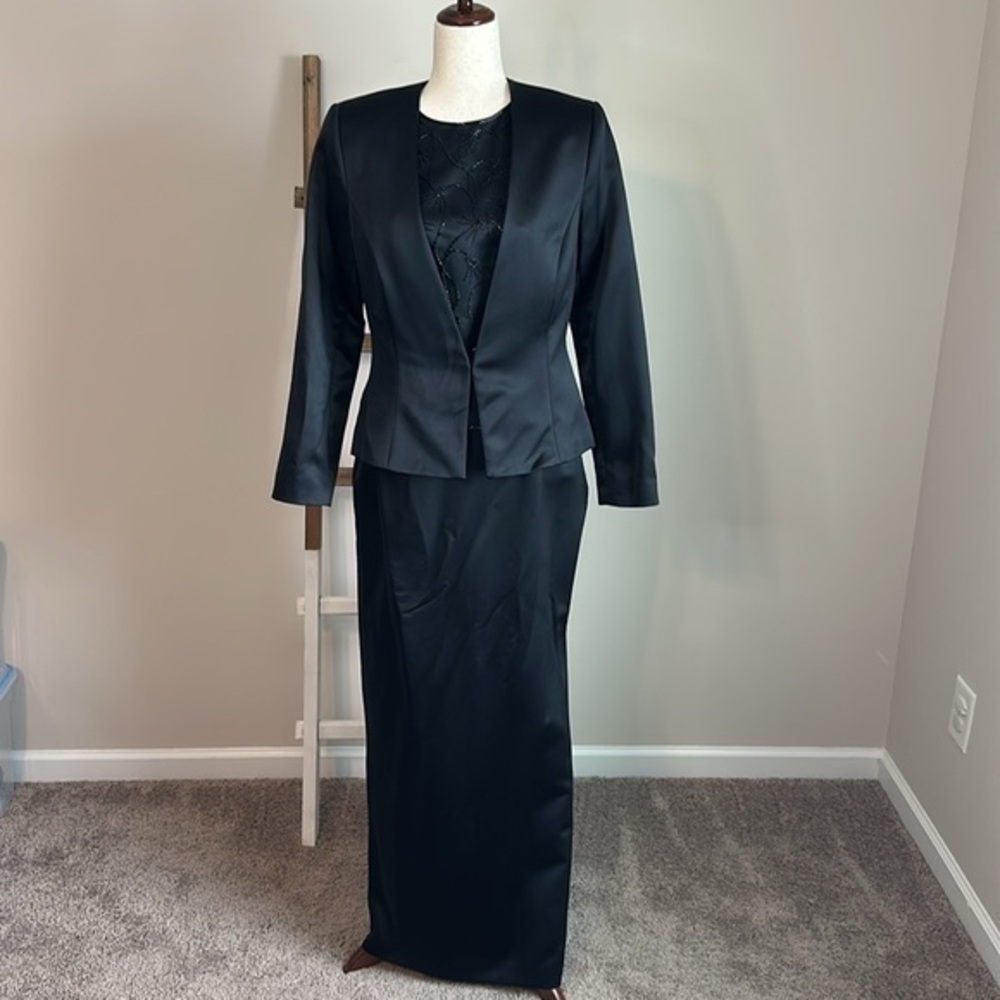 VIE by Victoria Royal Three Piece Formal Wear Set Size 10 New With Tags